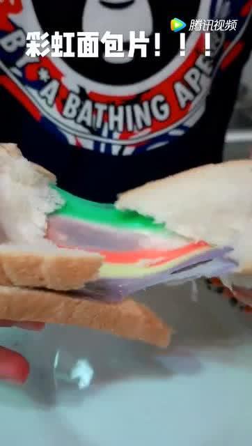 吃网红彩虹面包视频,色彩斑斓的味蕾之旅