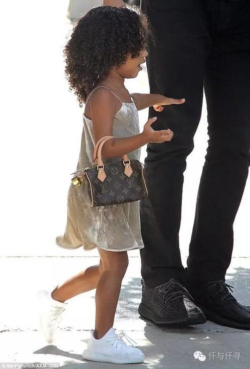 模特博主爆料视频大全最新,时尚圈幕后故事大揭秘