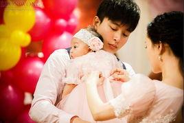 幸福明星家庭,温馨瞬间，见证明星们的家庭幸福时光