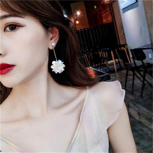 气质网红时尚耳环女,演绎女生独特魅力