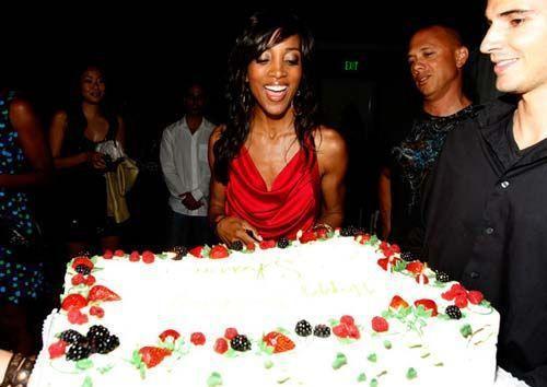 哪个明星的生日是,周杰伦的生日背后的故事