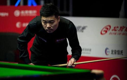 丁俊晖与网红打斯诺克,斯诺克技艺对决引热议